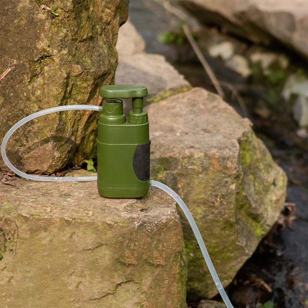 Portable Hand-Pump Water Filtration System – product view